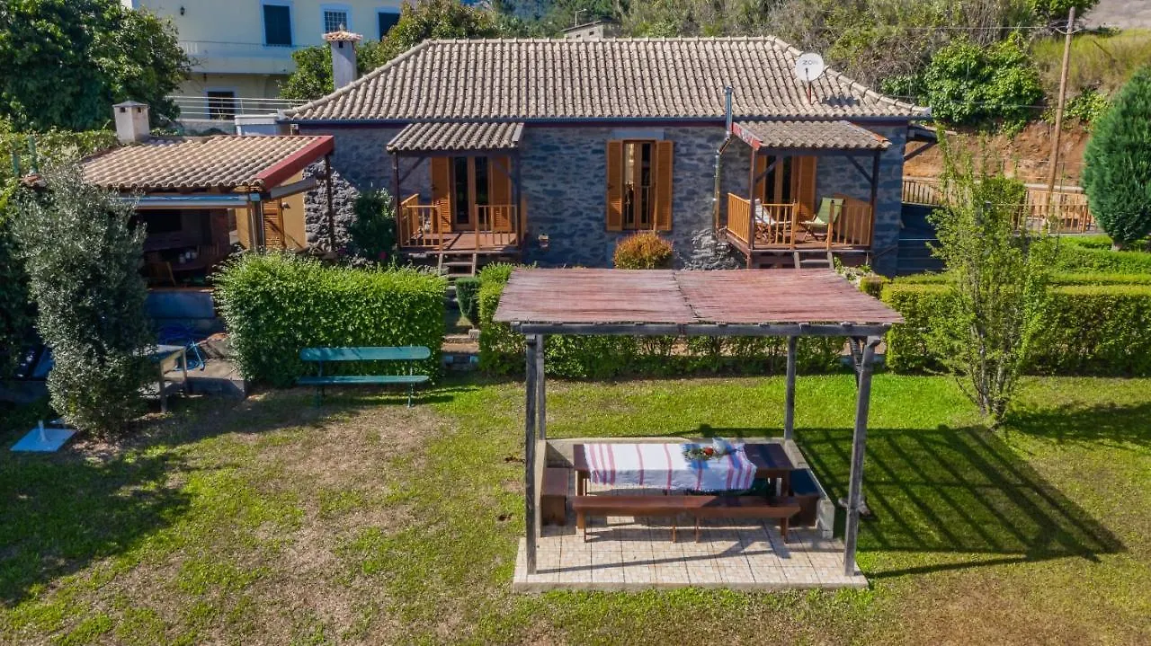 Casa Da Levada Dos Prazeres Villa Calheta  Vakantiehuis Calheta (Madeira)