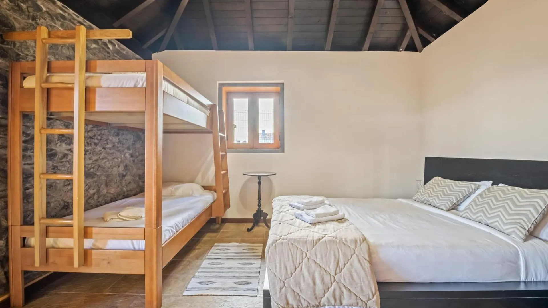 Casa Da Levada Dos Prazeres Villa Calheta  Vakantiehuis